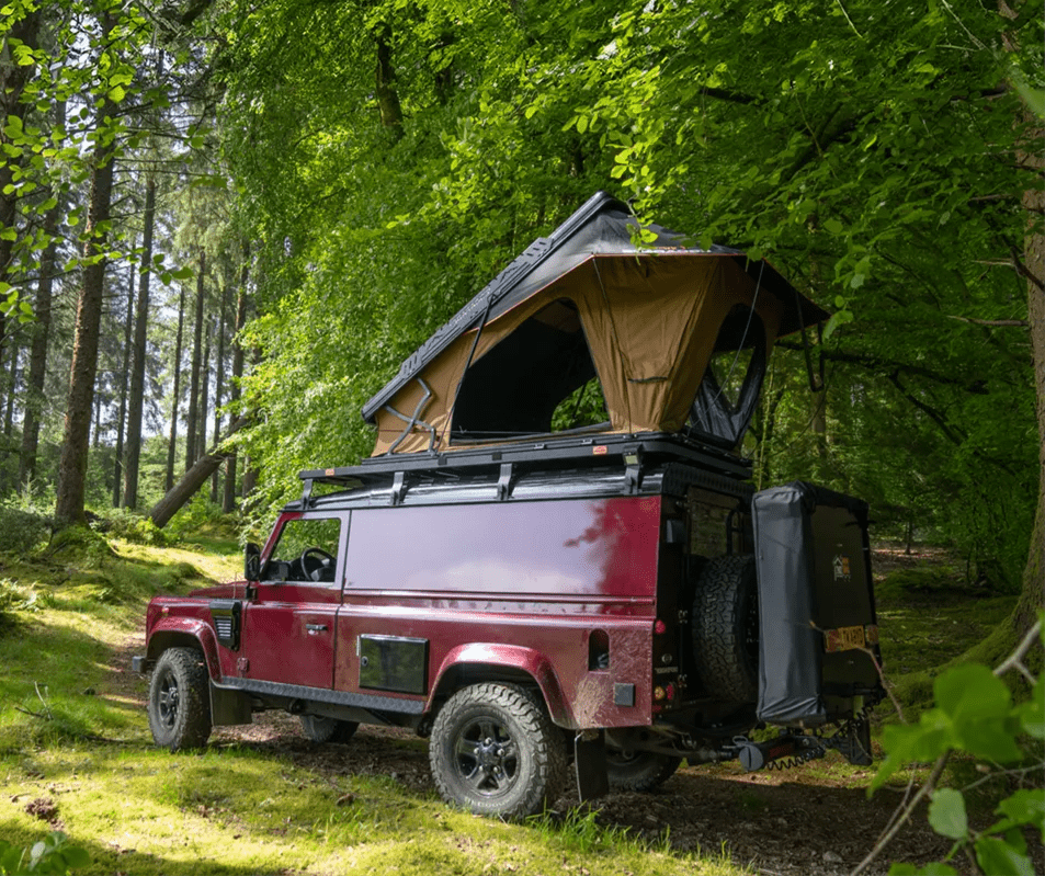 Red land rover swing away horizon tent 5_edited_edited.png