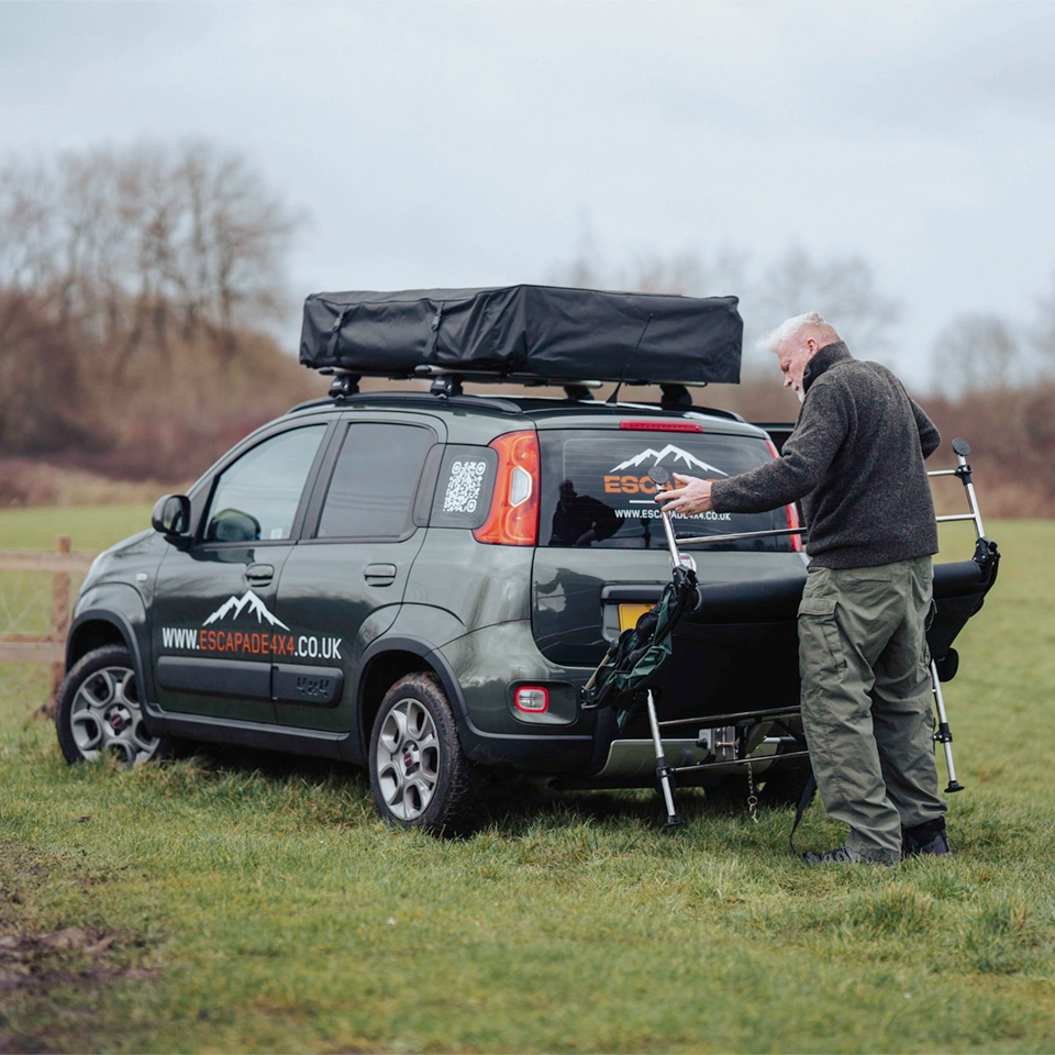 Aero™ Swing Away Tent