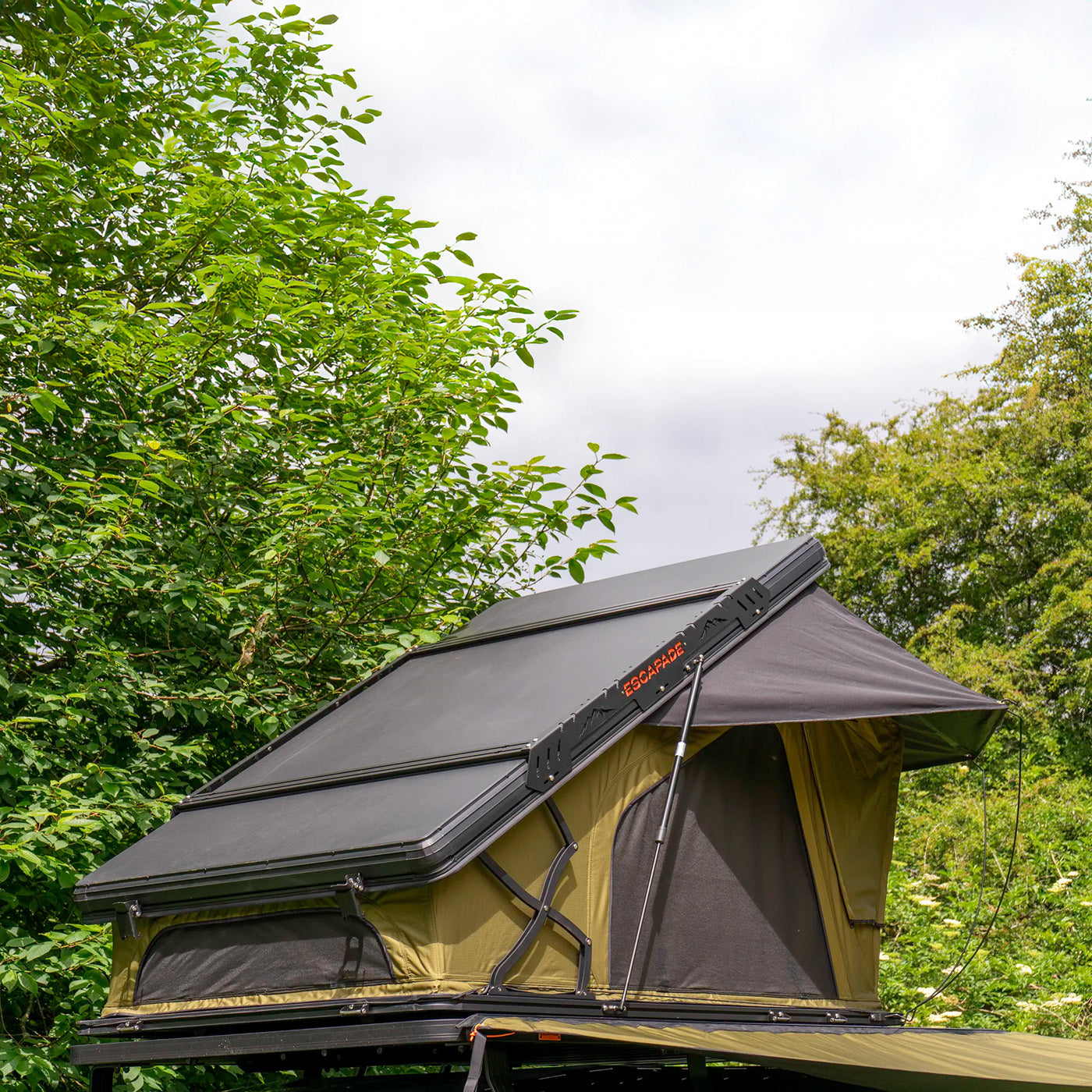 Horizon Rooftop Tent + Backrest & Awning Bundle