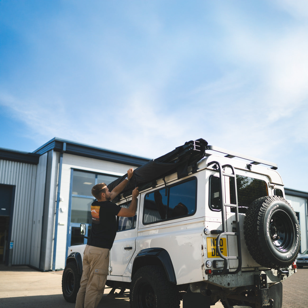 270° Awning + Side Walls