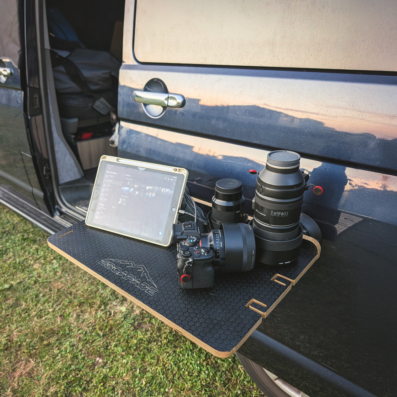 Tatch™ Suction Table