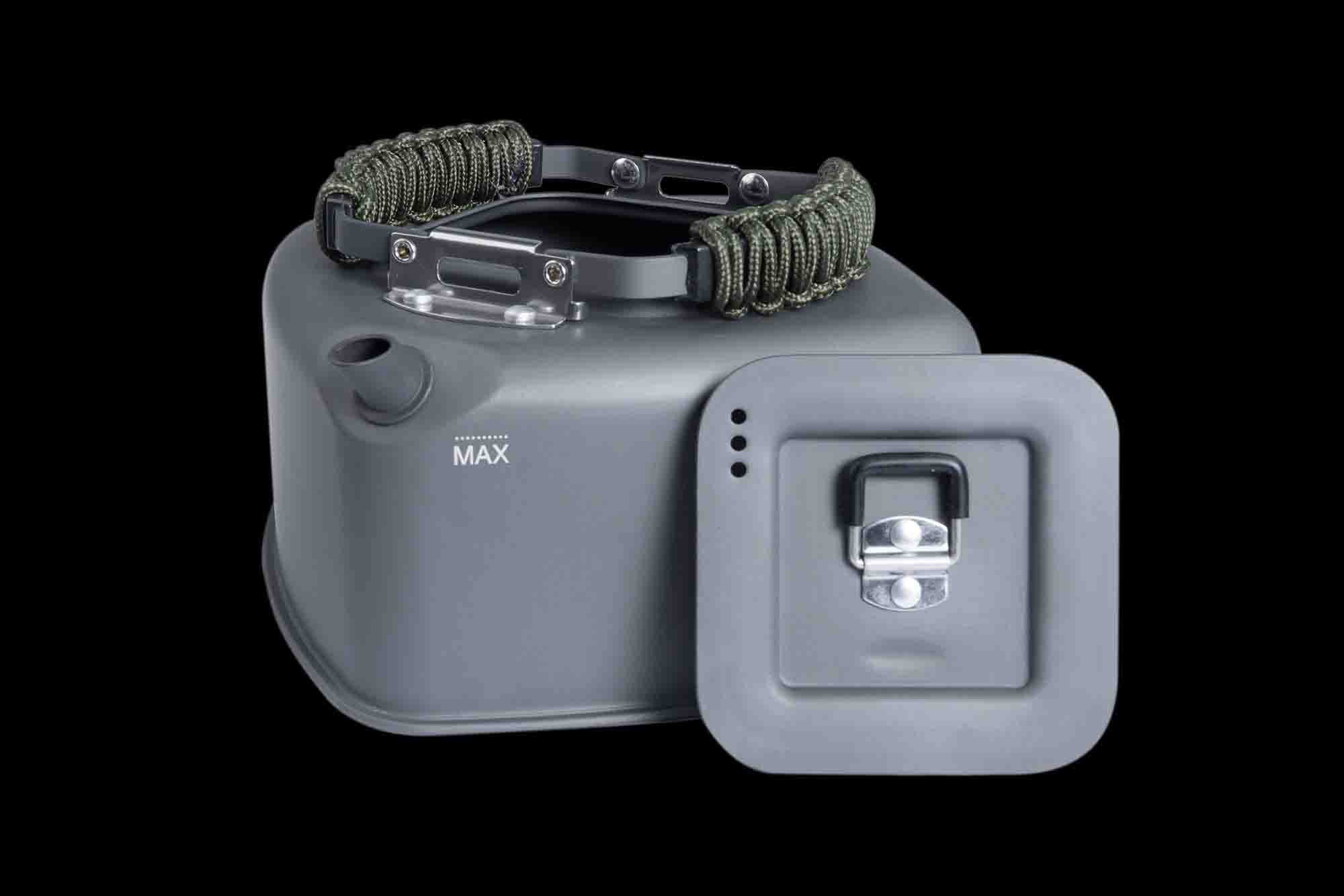 kettle m copy.jpg
