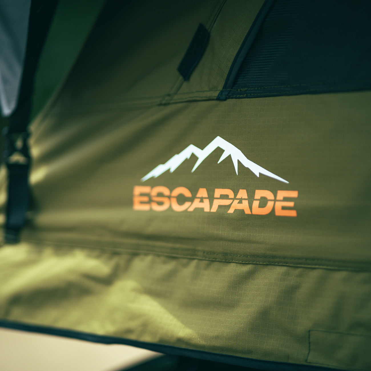 Summit Rooftop Tent