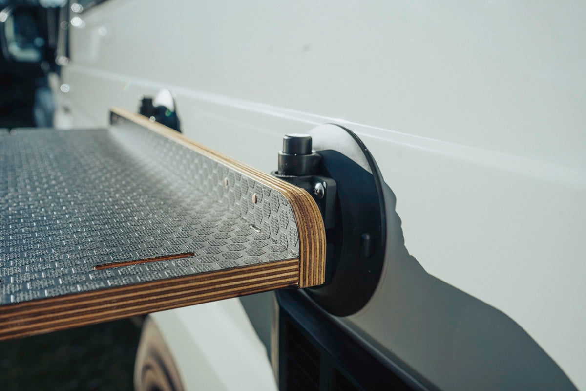 Tatch™ Suction Table