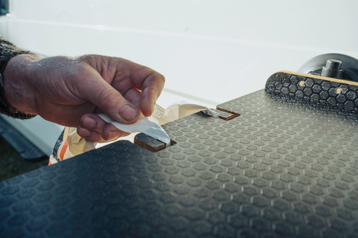 Tatch™ Suction Table